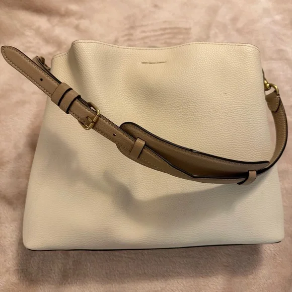 Coach White and Tan Leather Shoulder Bag - Picture 3 of 7